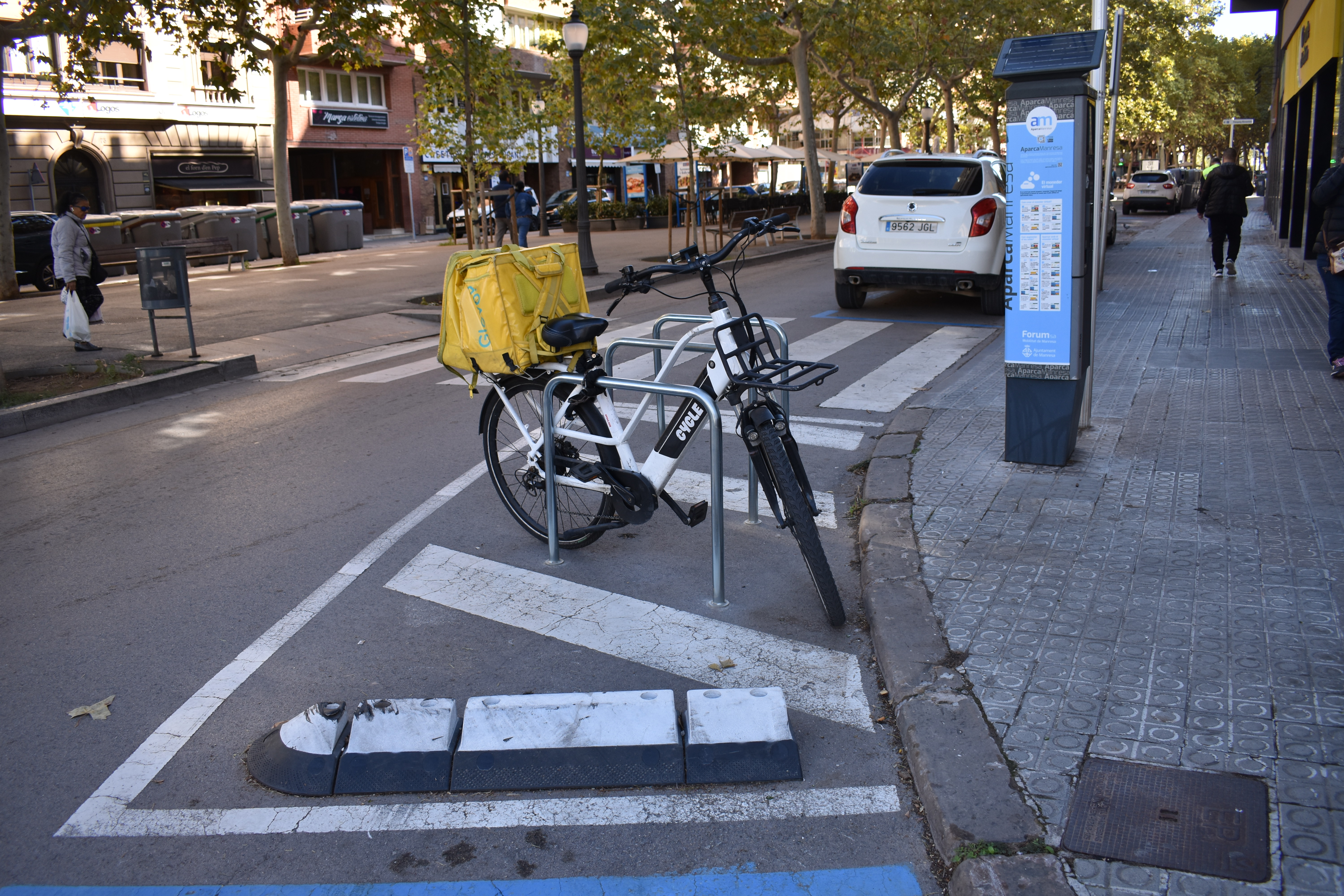 Comença a Manresa el desplegament de la xarxa d'estacionament de bicicletes, lligat al projecte Baik