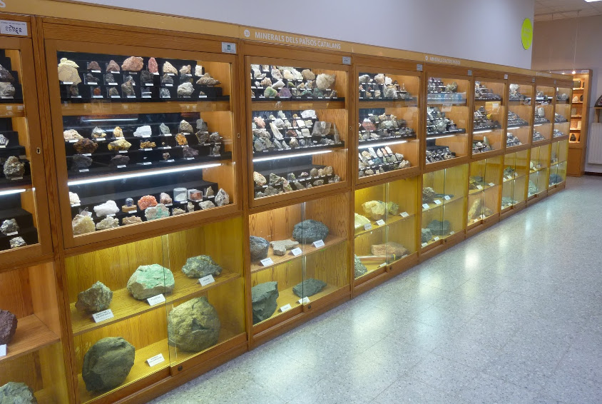 MUSEU DE GEOLOGIA VALENTÍ MASACHS